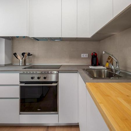 2 Bedrooms 1 Bathroom Furnished - Delicias - Bright - Mintystay マドリード エクステリア 写真