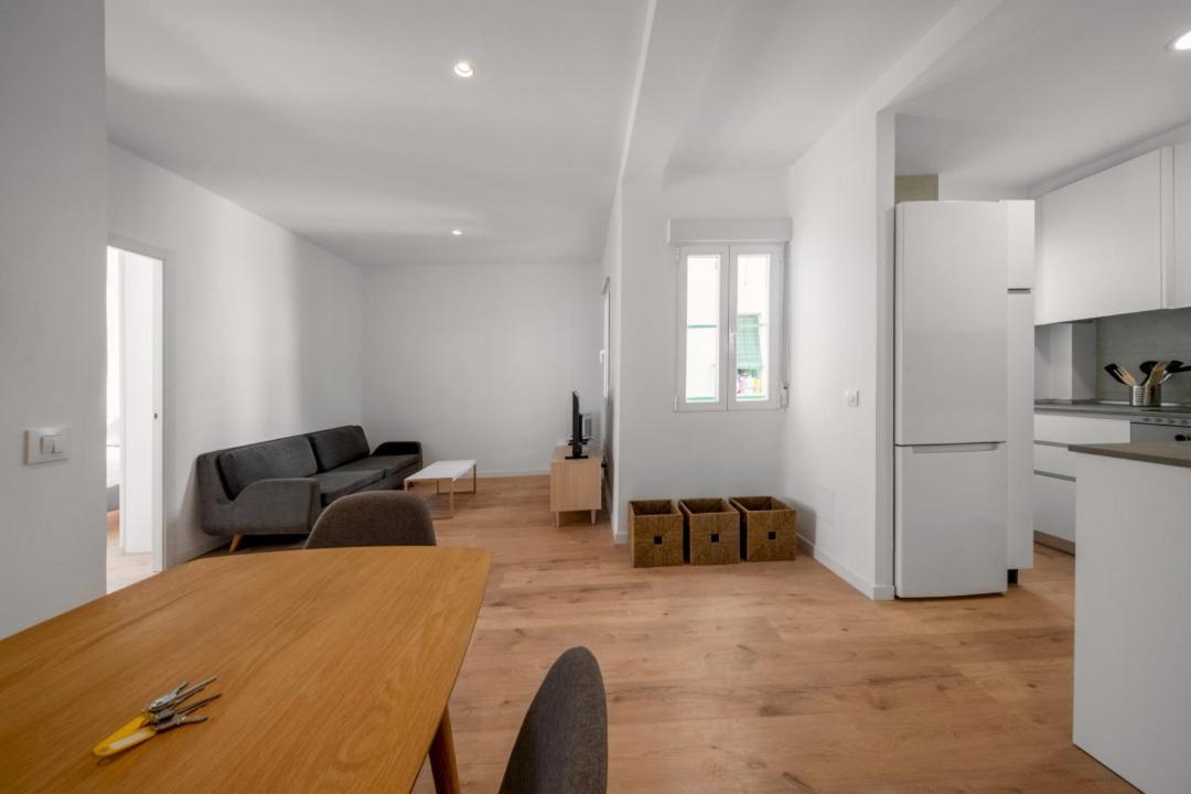 2 Bedrooms 1 Bathroom Furnished - Delicias - Bright - Mintystay マドリード エクステリア 写真